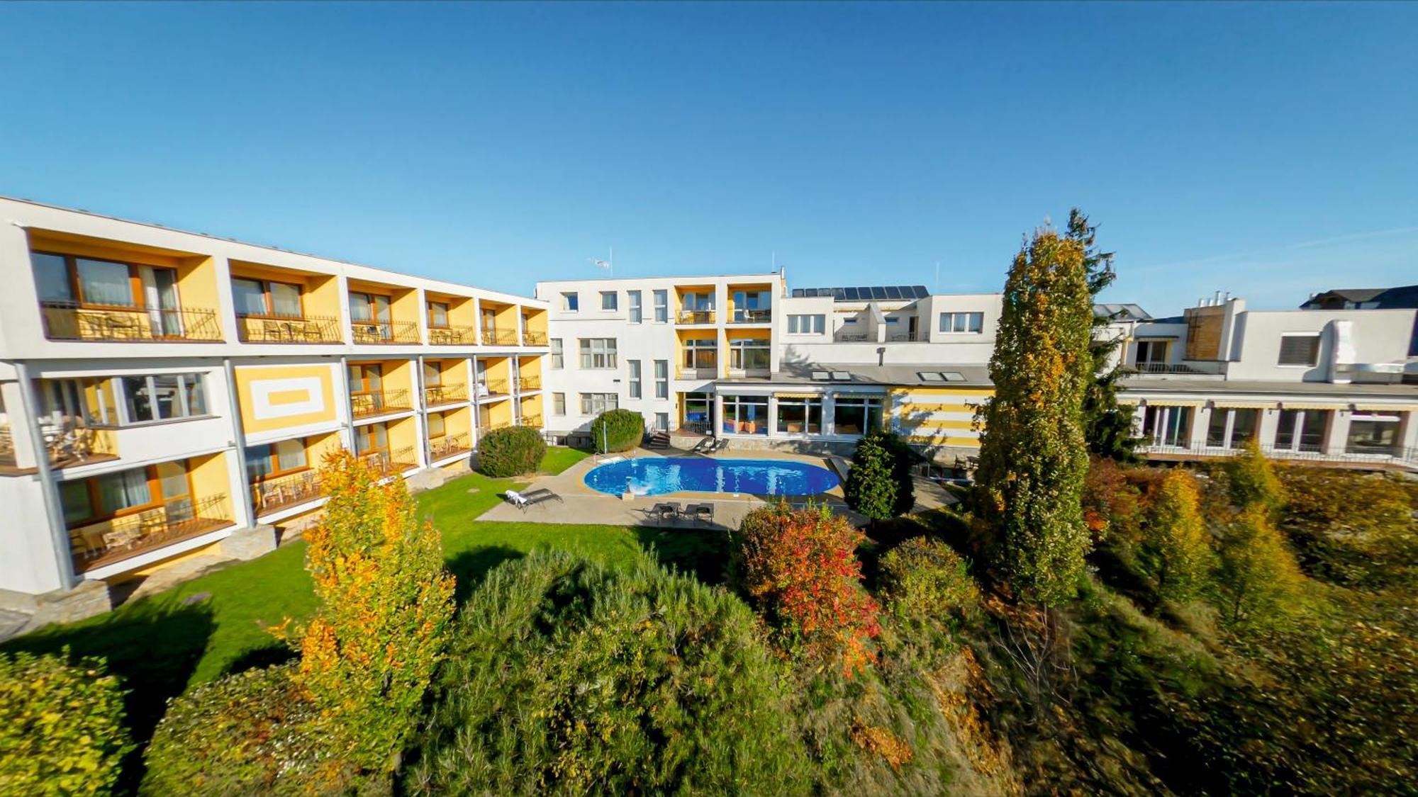 Lazensky A Wellness Hotel Nivamare Luhacovice Exterior photo