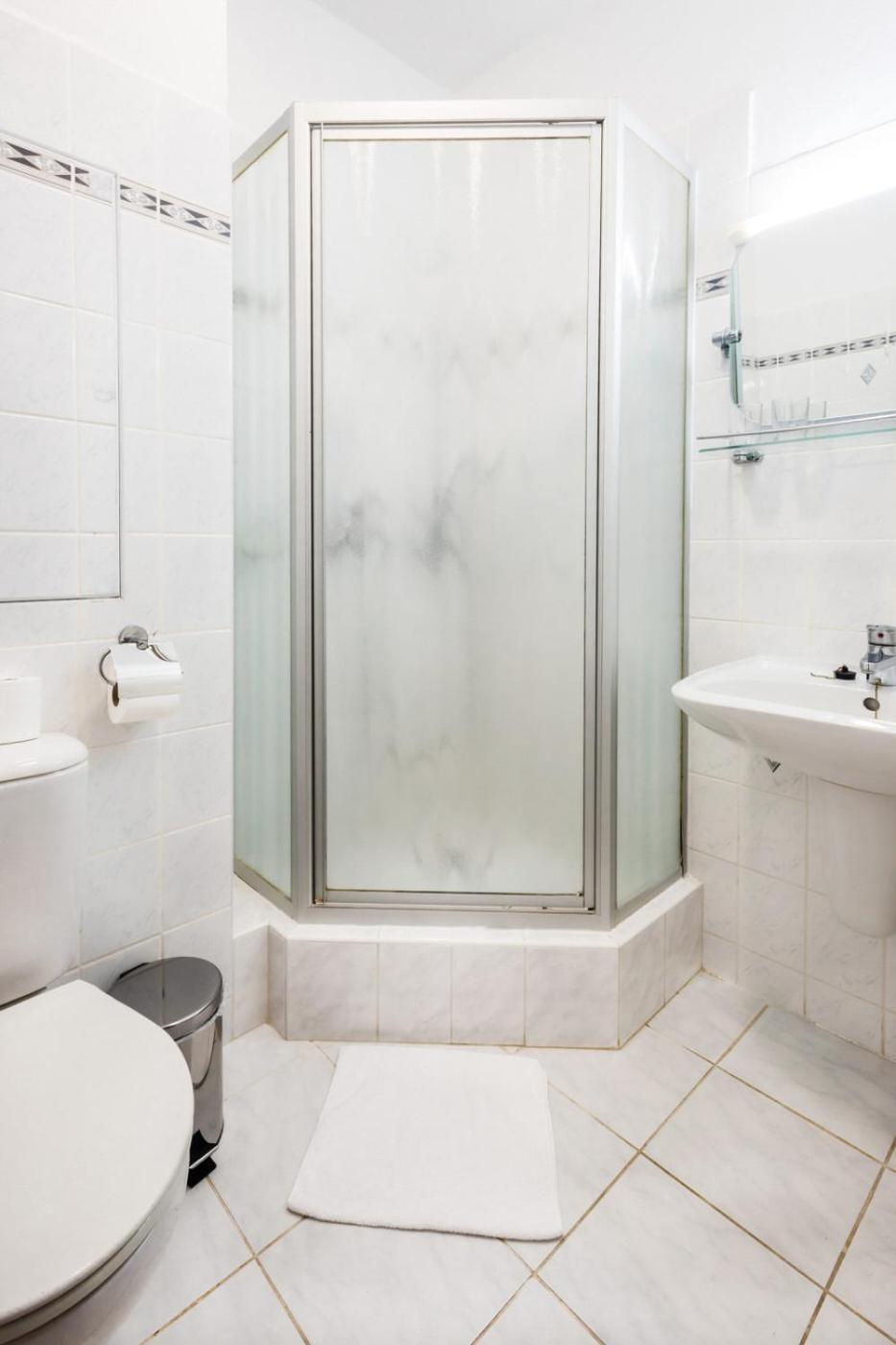Lazensky A Wellness Hotel Nivamare Luhacovice Room photo